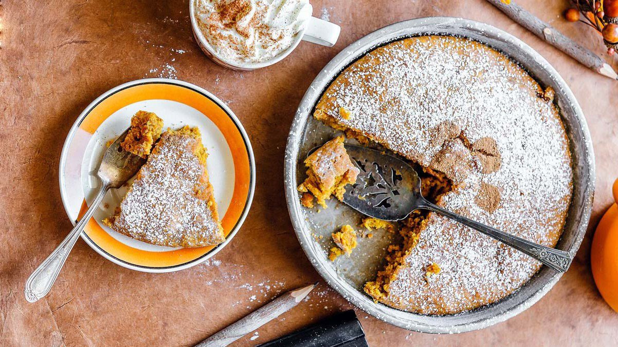 کیک کدو حلوایی در قابلمه