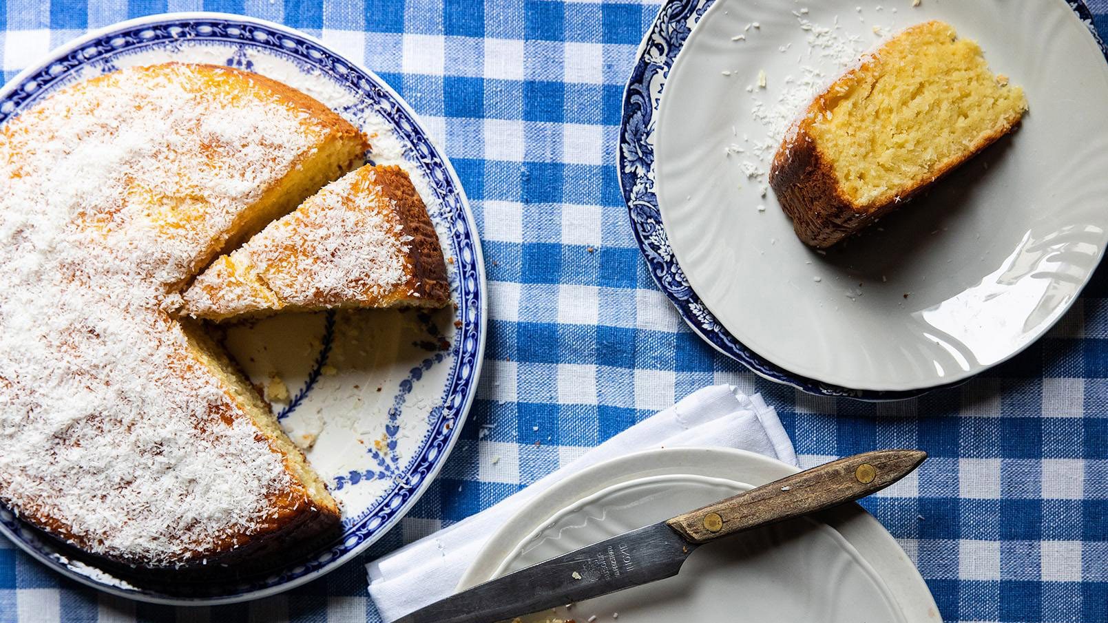 کیک نارگیلی قابلمه‌ای