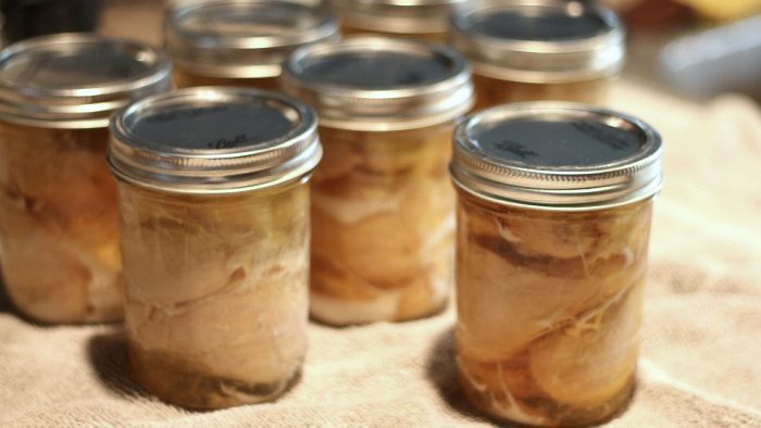 عصاره بلدرچین در شیشه