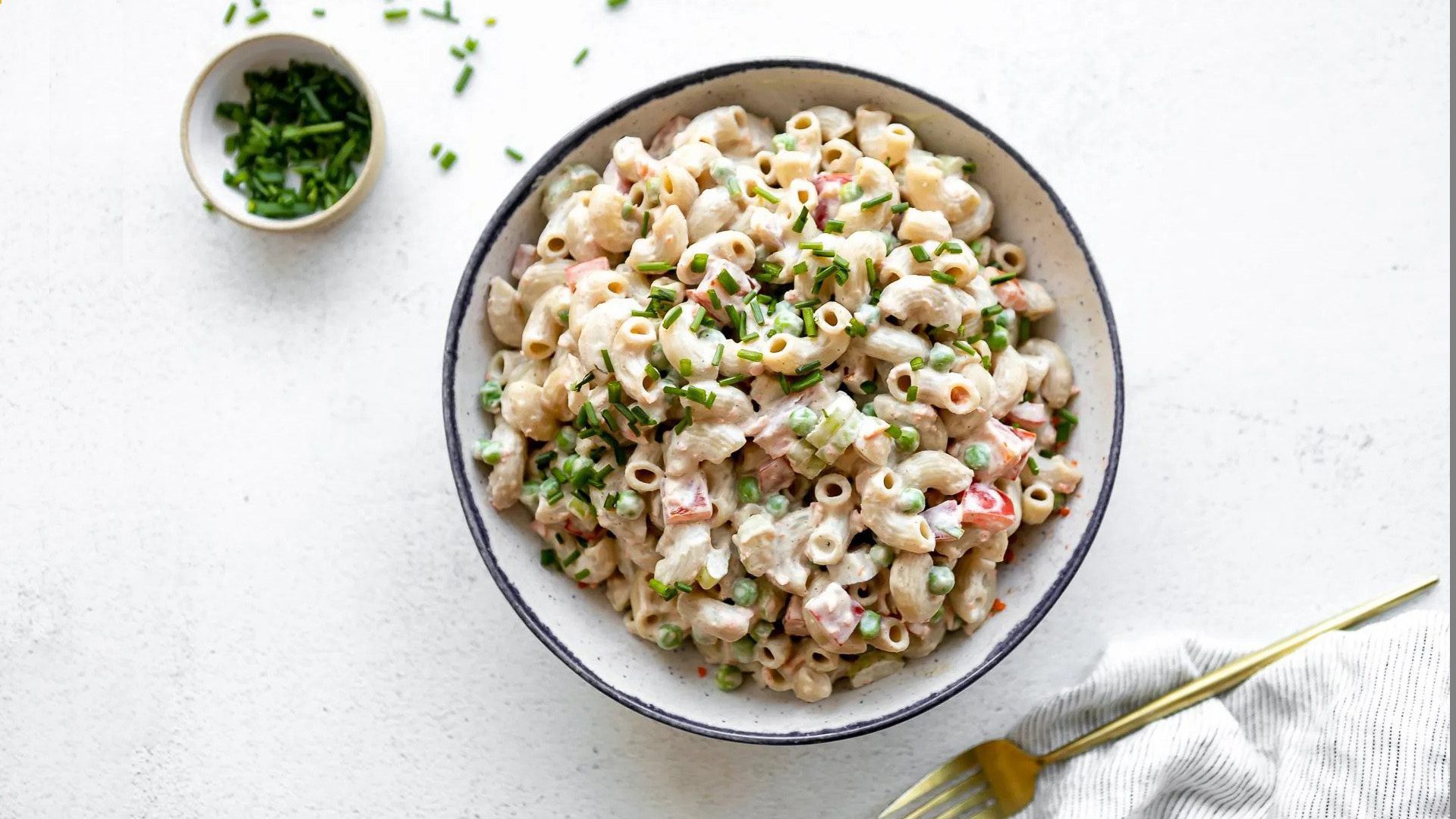 طرز تهیه سالاد ماکارونی خوشمزه و مجلسی