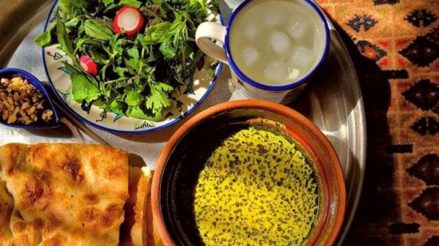طرز تهیه کله جوش ساده با کشک؛ غذایی مقوی و اصیل