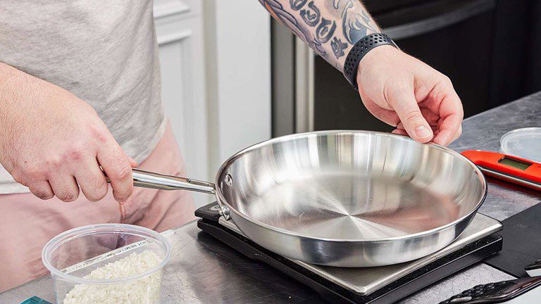 راهنمای استفاده از قابلمه استیل برای اولین بار