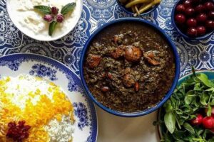 قرمه سبزی در زودپز