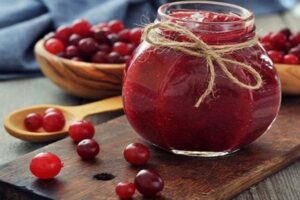 طرز تهیه مربای آلبالو خانگی