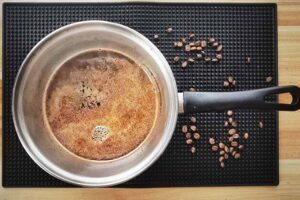 بررسی بهترین روش برای طرز تهیه قهوه با شیر جوش